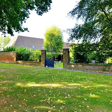 House With 4 Bedrooms In With Enclosed Garden And Wifi Hébergement de vacances *