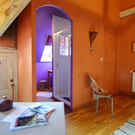 House With 4 Bedrooms In With Enclosed Garden And Wifi Hébergement de vacances Jumel
